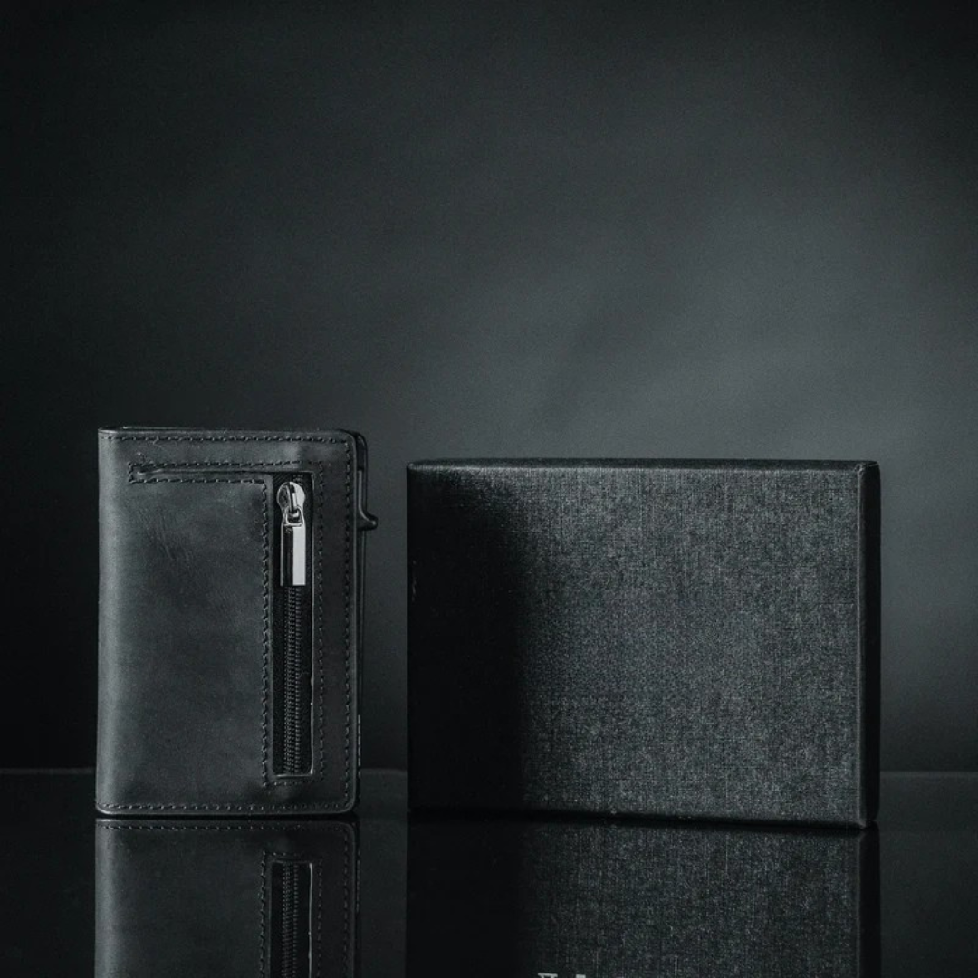 SecureLux Wallet – Protección RFID y Elegancia Moderna Voranex™